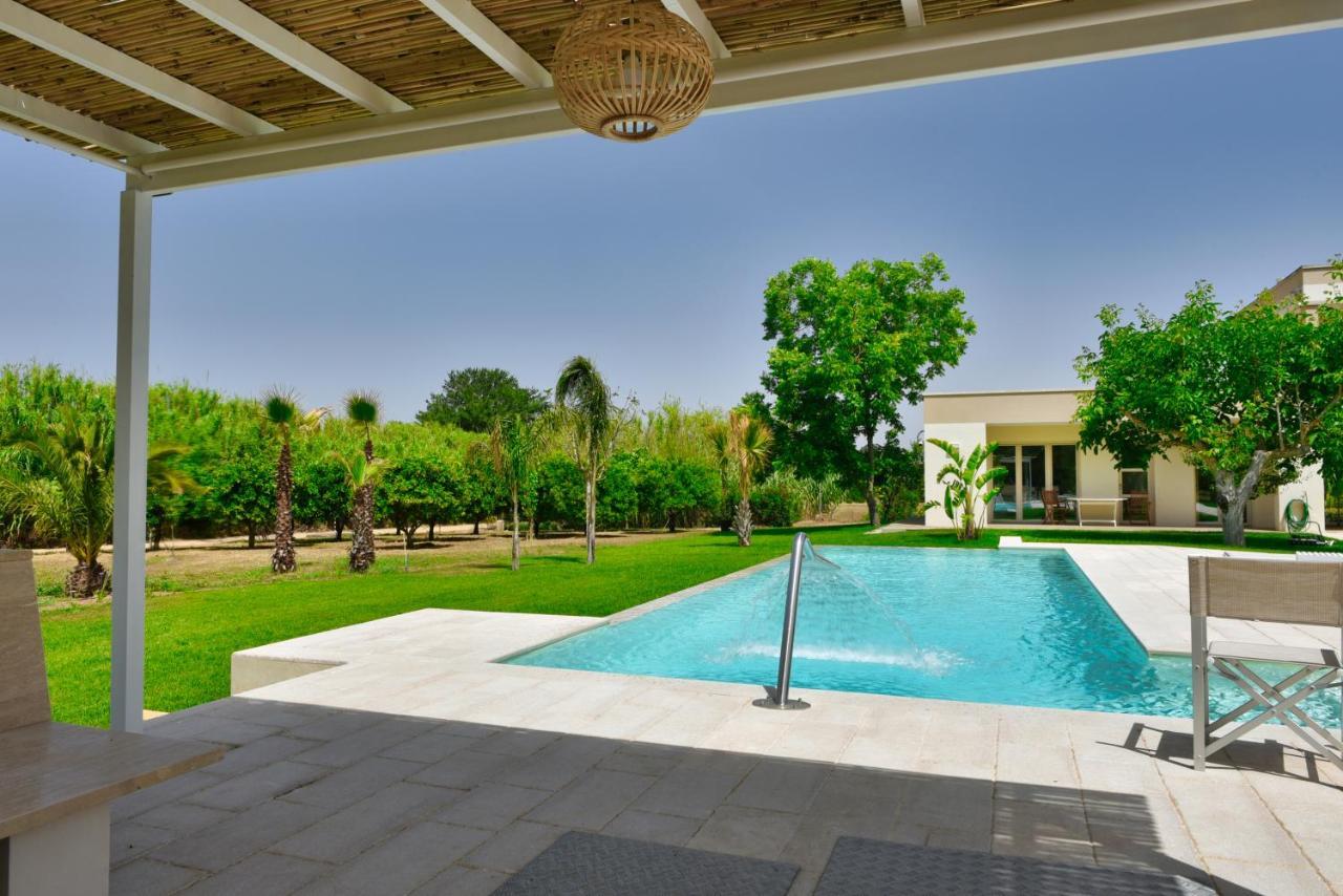 Villa Sirgole Rosa With Pool, Galatina Кутрофьяно Экстерьер фото