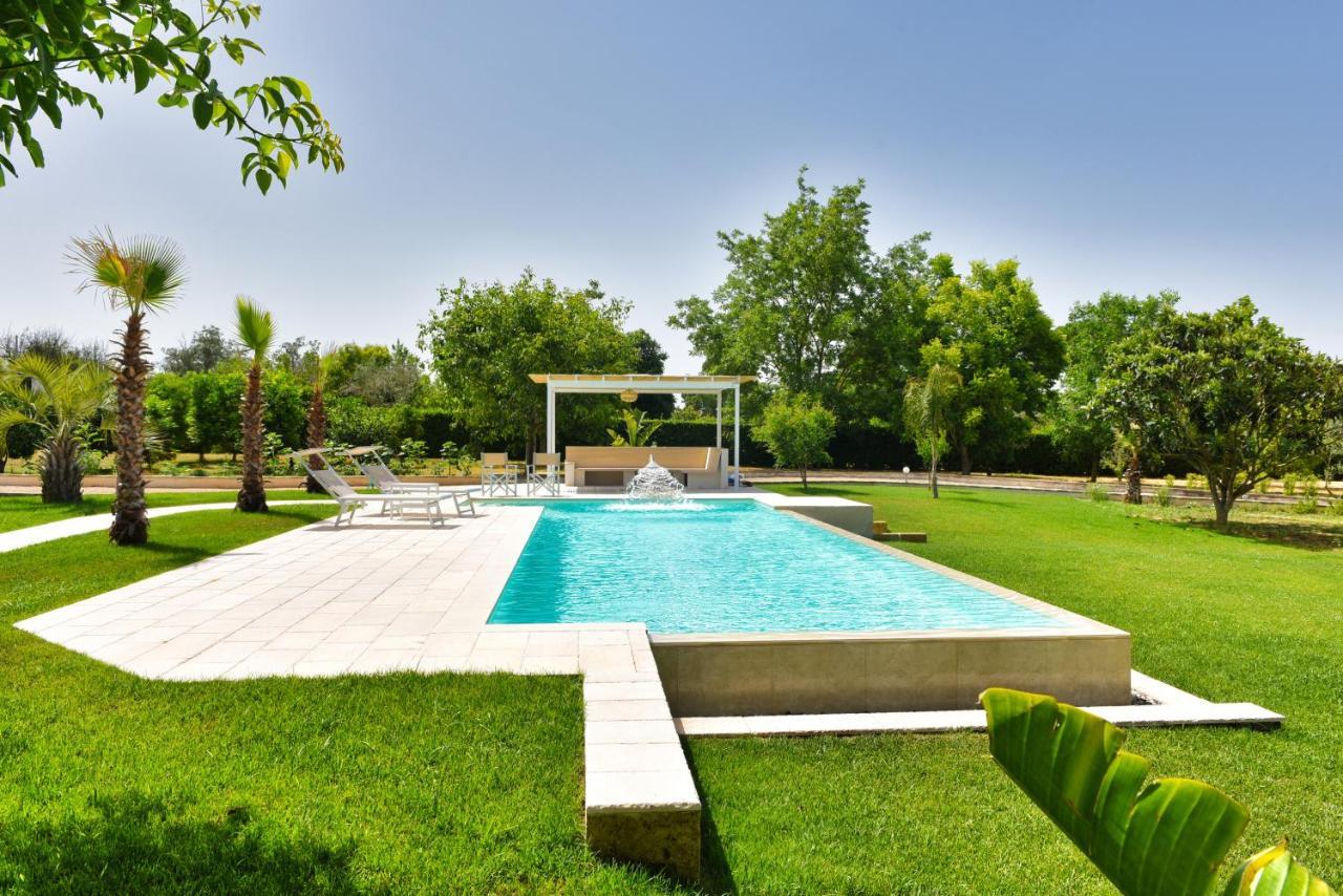 Villa Sirgole Rosa With Pool, Galatina Кутрофьяно Экстерьер фото